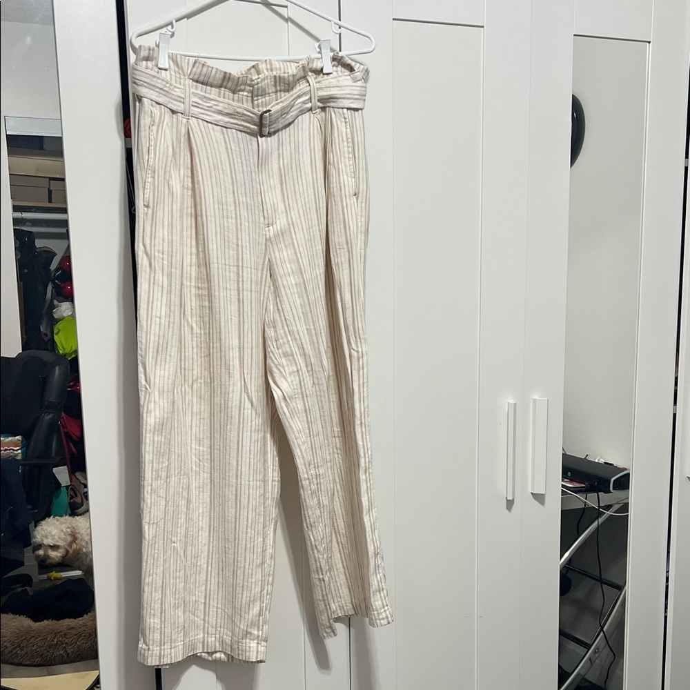 Banana Republic Striped Cream Pants with Belt
